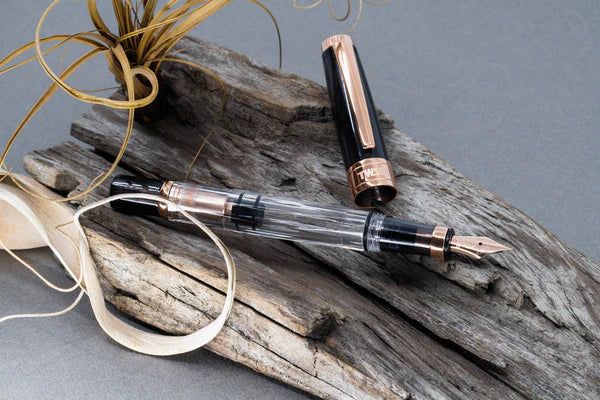 TWSBI DIAMOND 580 RG II SMOKE ROSE GOLD FOUNTAIN PEN