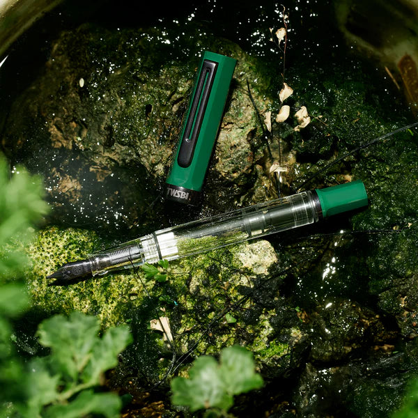 TWSBI ECO IRISH GREEN WITH ONYX FOUNTAIN PEN