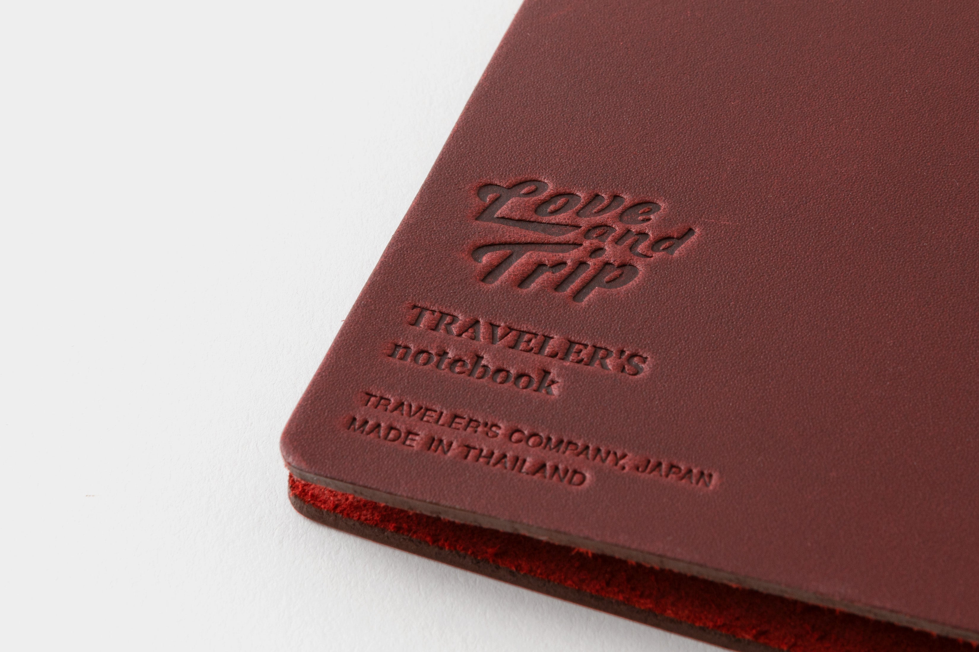 TRAVELER’S notebook Limited Set LOVE & TRIP (PRE-ORDER)